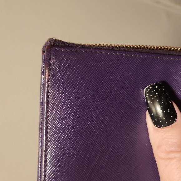 Prada Wallet - Picture 6 of 9